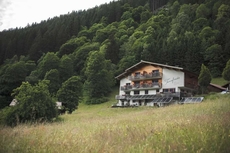 Tanafreida Apartments