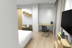 Xiaocheng Zhilv Hotel