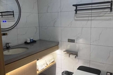 Zijin HuaJiYaShe Hotel (Changxing Dongyufang Jiuhuicheng)