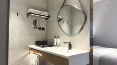 Linfen Wanda Yuehua Hotel