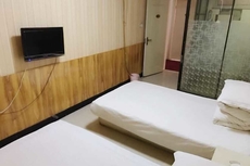 Green Tree Inn (Shangqiu Liangyuan District Railway Station)