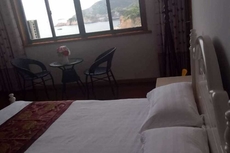 Gouqi Island Chunnuan Huakai Homestay