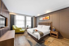 Wuyihai International Hotel (Huanghe Jiaotong College High-speed Railway Station)