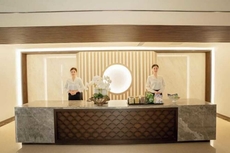 Wuyihai International Hotel (Huanghe Jiaotong College High-speed Railway Station)