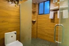 Xuwen Antarctic Village Artist Tribe