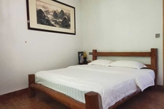 Fengguan Mountain Meilu Village Inn (Yangshuo Yulong River Scenic Area)