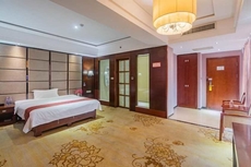 Zhongxiang Fengshuoyuan International Hotel (Zhongbai Plaza Bus Terminal)