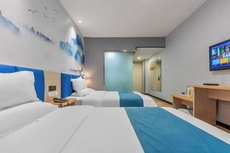 7 Days Inn (Zibo Zhou Village Gushangcheng Street)