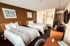 RED ROCK HOTEL & SUITES