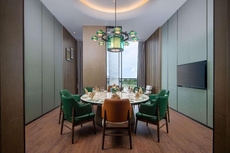 DoubleTree by Hilton Guang'an