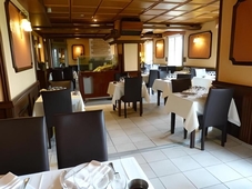 Logis Hotel Du Commerce Joncy