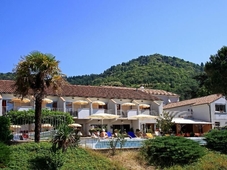 Logis Hotel Le Chene Vert