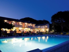 Logis Hotel Le Chene Vert