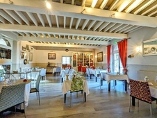 Logis hotel chateau Corneille