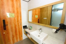 Jinhui Fashion Hotel