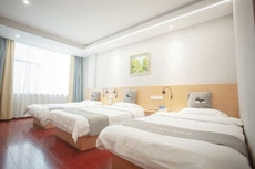 Rujia Pebble Hotel (Baoying Anyi East Road, Baoying Yangzhou)