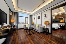 Thai 9 Business Hotel Crystal Shop