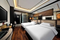 Thai 9 Business Hotel Crystal Shop