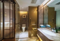 Haiyi International Hotel (Huaihua Railway Station Xintiandi Plaza)