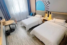 City Convenience Hotel (Yingcheng Railway Station Shanghe Square)