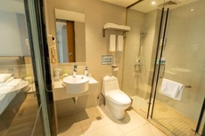 City Convenience Hotel (Yingcheng Railway Station Shanghe Square)