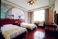 Huanyu Grand Hotel (Yishui Dongfang Shopping Center Chang'an South Road)