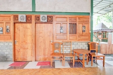 SPOT ON 94538 Sopo Paredangan Homestay