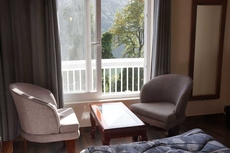 The Oak & Lake View Resort