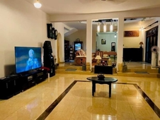 Suzuki's Lagoon Front