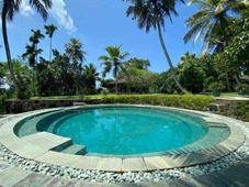 Romantic Honeymoon Villa Overlooking Rice Fields