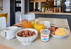 B&B HOTEL Caen Memorial