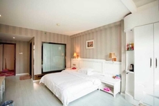 Baise Xinyuan Business Hotel