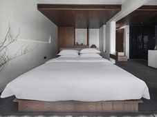 Mangshu Taotangzhiqiu Seaview Hotel