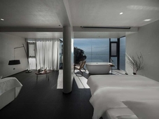 Mangshu Taotangzhiqiu Seaview Hotel