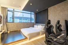Danyang Feshang E-sports Hotel