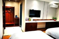 East Pole Holiday Hotel