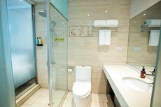 Home Inn Baiyun Hotel (Jinhu Suning Yigou Plaza Branch)