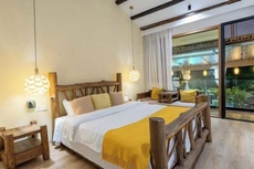 Zaishui Yifang Motel