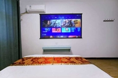 Mengxiang Youth Fashion Hotel (Gaopoyan Pedestrian Street Engineering Institute)