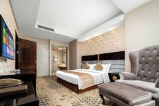 Sanheyuan Hotel (Zhecheng Future Avenue Branch)