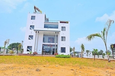 HOTEL MADHUVAN & RESORT