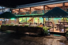 Green Meadows Hotel & Restaurant By Zuzu