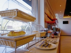 Ibis Hotel (Jiayuguan Railway Station)