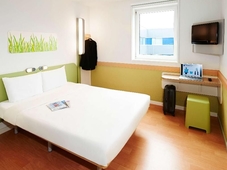 ibis budget Lons le Saunier