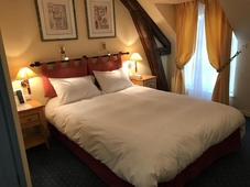 Logis Hotel Le Cheval Blanc