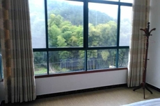 Junyi Nanshan Hotel, Luotian