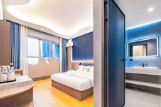 Golden Dragon Hotel (Red River Maitreya Branch)