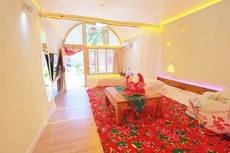 Old Yan'an Cave Dwelling Hotel