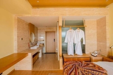 Lugu Lake Mosuo Home Hotel