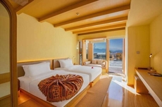 Lugu Lake Mosuo Home Hotel